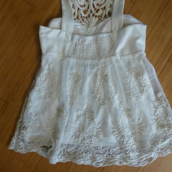 *~*HP*~*dream exquisite lace top by muse xs - Picture 4 of 6